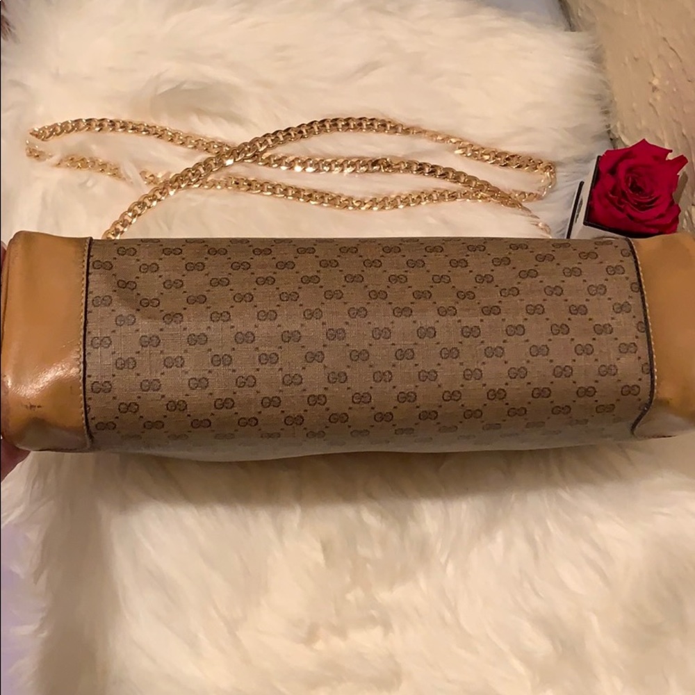 Vintage Gucci Crossbody Clutch ❤️ - Picture 3 of 15